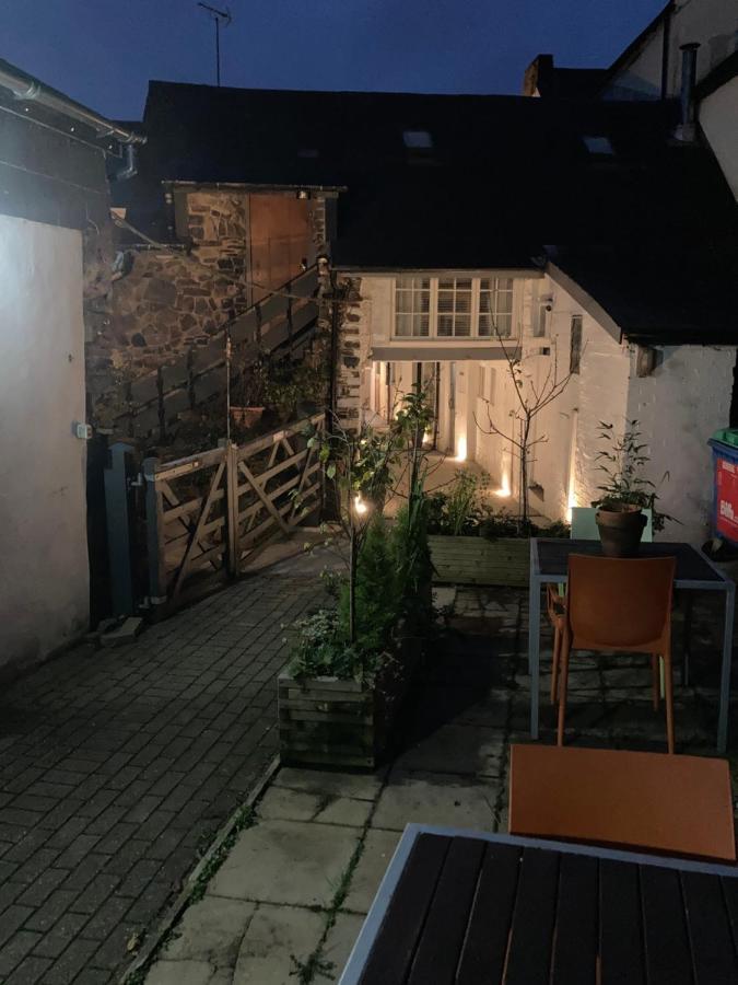 Plymouth Inn Okehampton Exterior photo